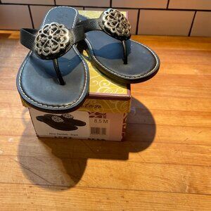 Brighton Alice Sandals 8.5 Black - Like NEW - in original box